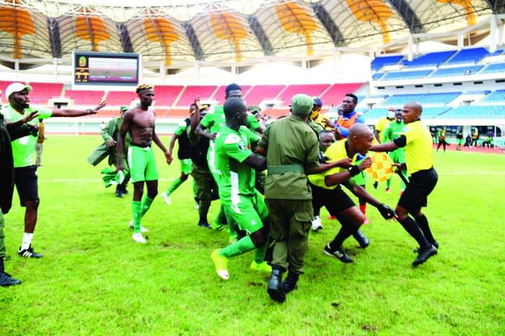 referee Lebalang Martin Mokete NAPSA STARS FC - GOR MAHIA caf Gor Mahia Facing CAF Ban After Attacking Referee