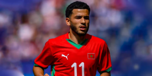 زكرياء الواحدي يثير إهتمام ميلان