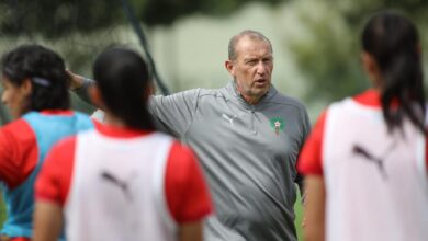 إيريك بلاهيك مدربا جديدا للمنتخب الوطني النسوي